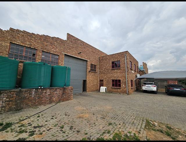 872M² FACTORY FOR SALE IN KYA SANDS